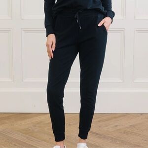 COZY EARTH Women’s Black Bamboo Jogger Pant Natural Material Relaxed Fit Size XS